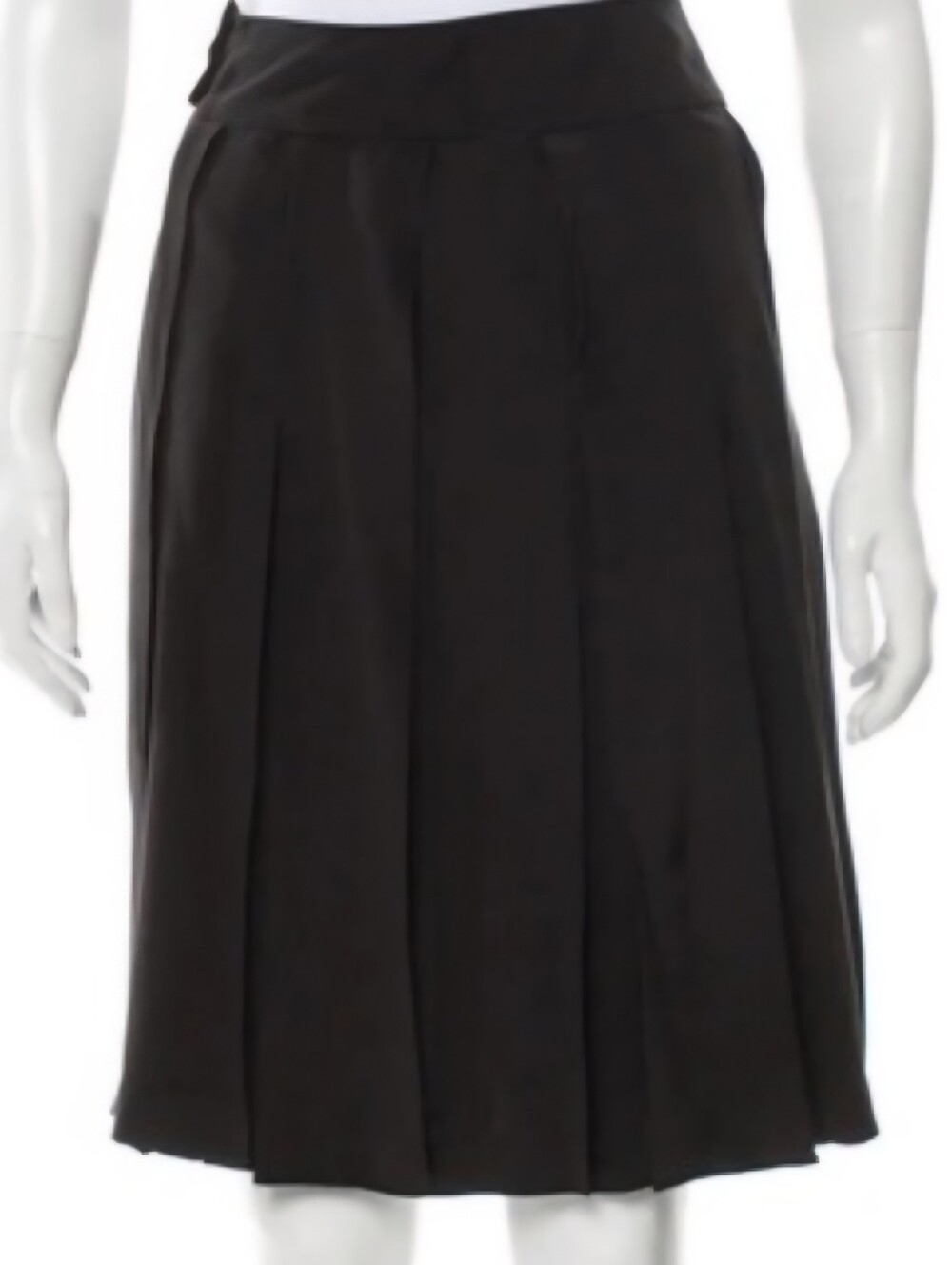 CHANEL Elegant Black Pleated Skirt